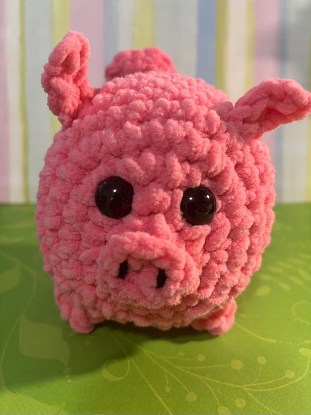 Adorable loaf Pig/Piglet - Hot pink, Great gift!